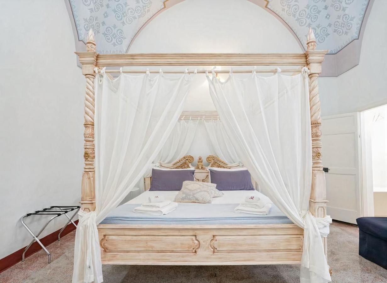 Palmariggi Palazzo Megha Suite & Breakfast المظهر الخارجي الصورة