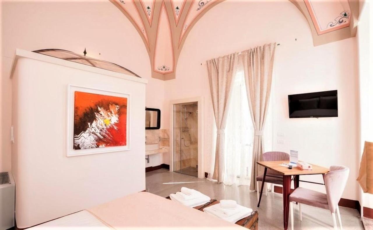 Palmariggi Palazzo Megha Suite & Breakfast المظهر الخارجي الصورة