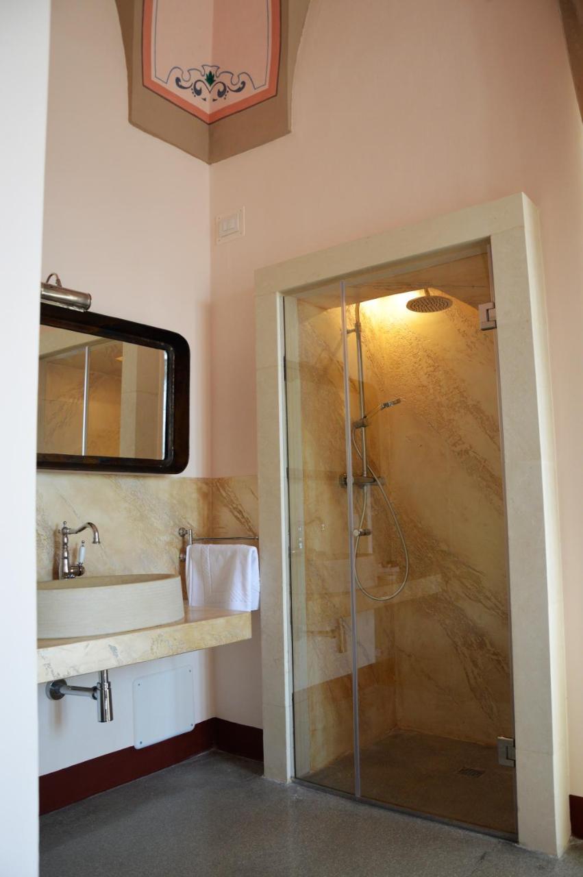 Palmariggi Palazzo Megha Suite & Breakfast المظهر الخارجي الصورة
